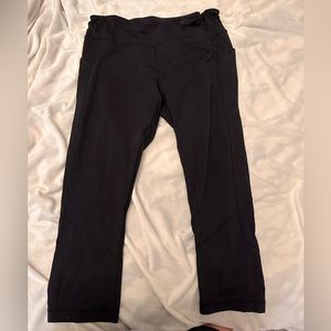Lululemon cropped leggings